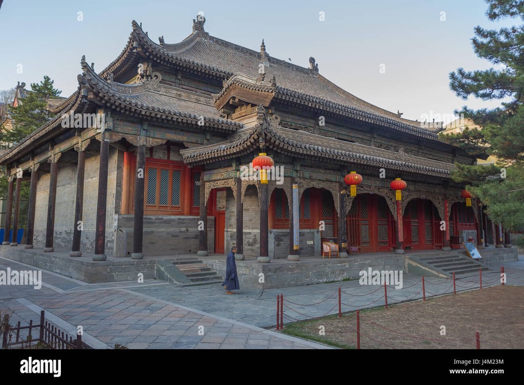 A scenic view of Xiantong Temple