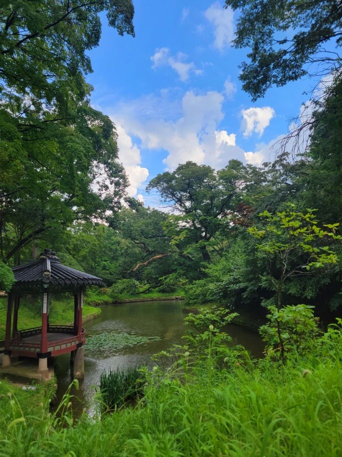 A scenic view of Xiaoyao Jin And Huchun Garden
