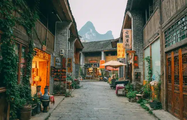 Xingping Ancient Town: Where Stunning Scenery Meets Ancient Heritage