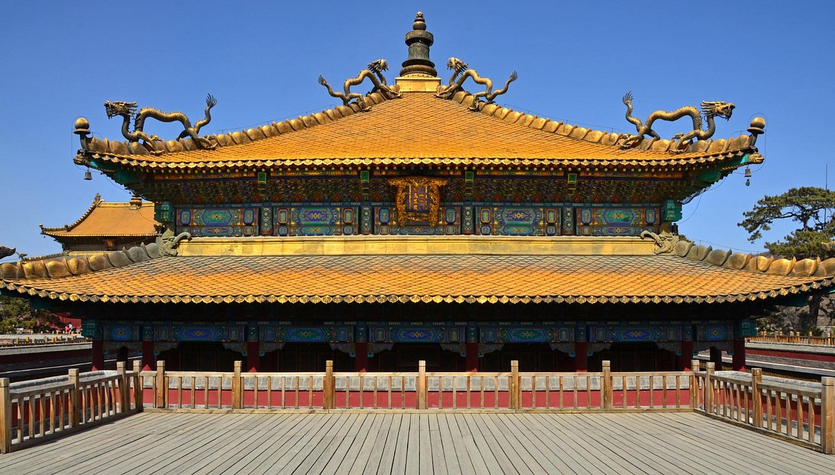 A scenic view of Xumi Fushou Temple