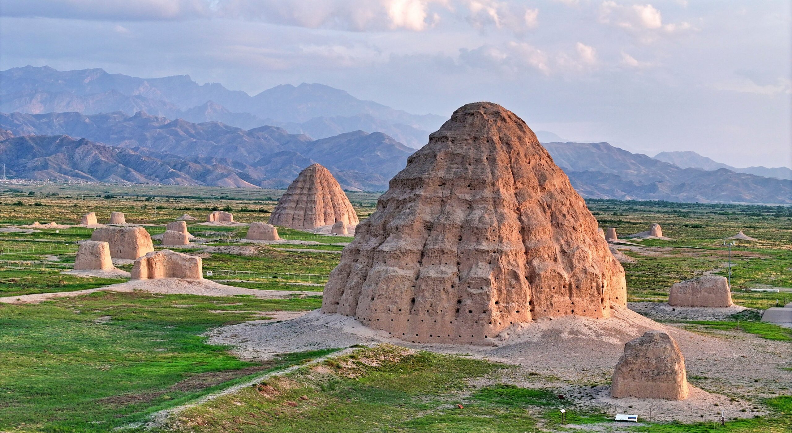 A scenic view of Yan Xiadu Ruins