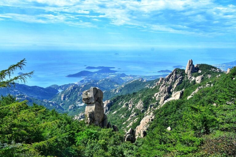 Discover the Natural Wonders of Yanan Laoshan National Forest Park Scenic Area