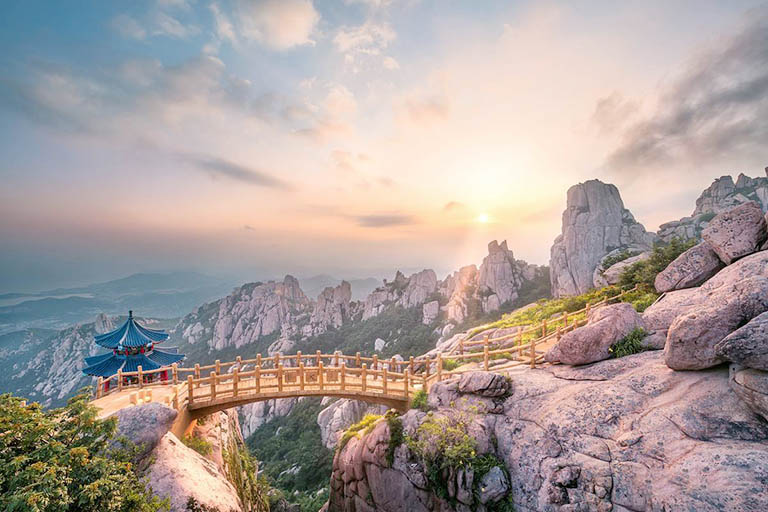 A scenic view of yanan_laoshan_national_forest_park_scenic_area