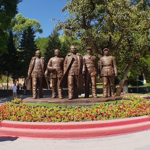 A scenic view of yanan_revolutionary_site