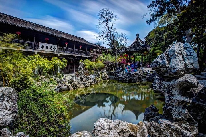 A scenic view of yangzhou city site