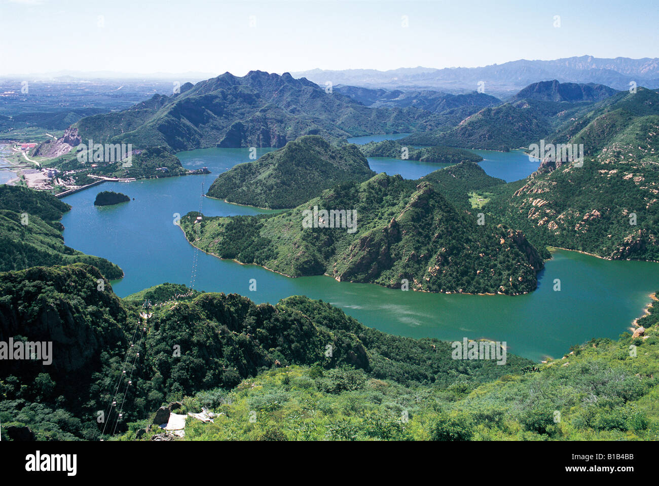 A scenic view of Yansai Lake