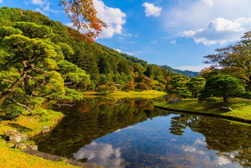 The Enchanting Scenery of Yansai Lake: A Photographer’s Paradise