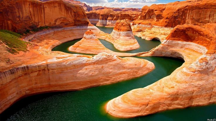 A scenic view of yanzi river grand canyon