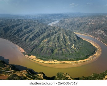 A scenic view of yellow_river_qiankun_bay_scenic_area