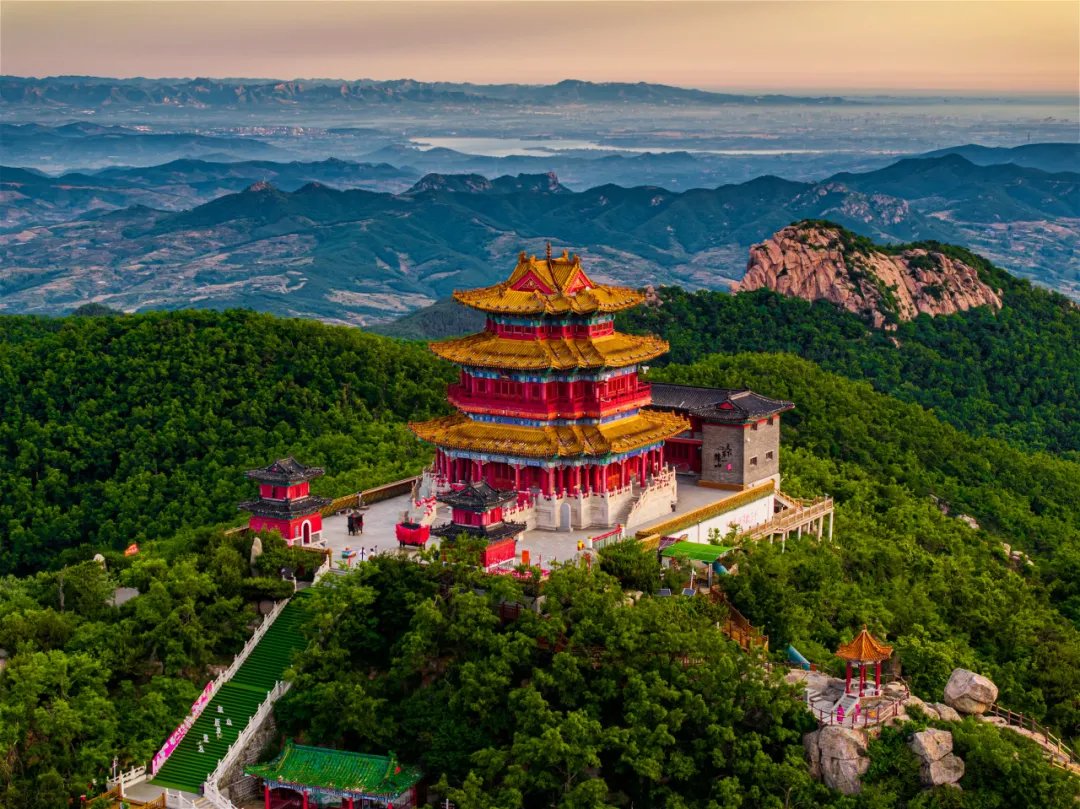A scenic view of Yimeng Mountain