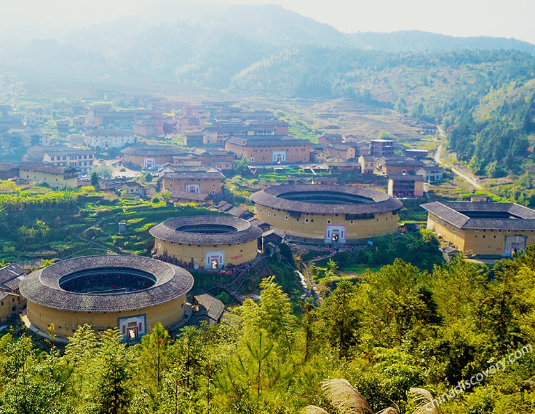 A scenic view of yongding tulou