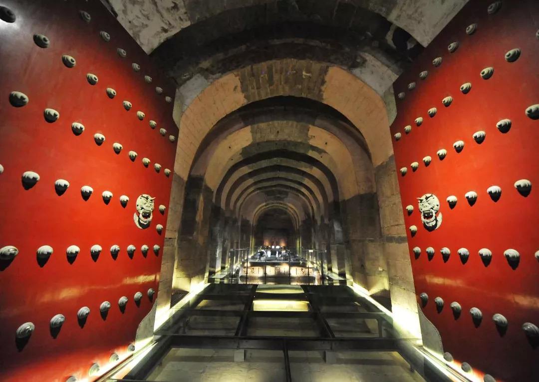 A scenic view of yongling mausoleum