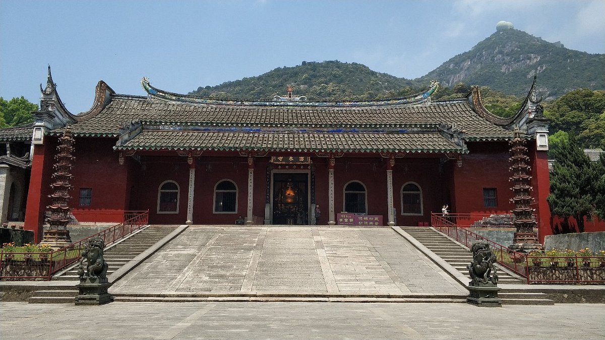 A scenic view of yongquan temple