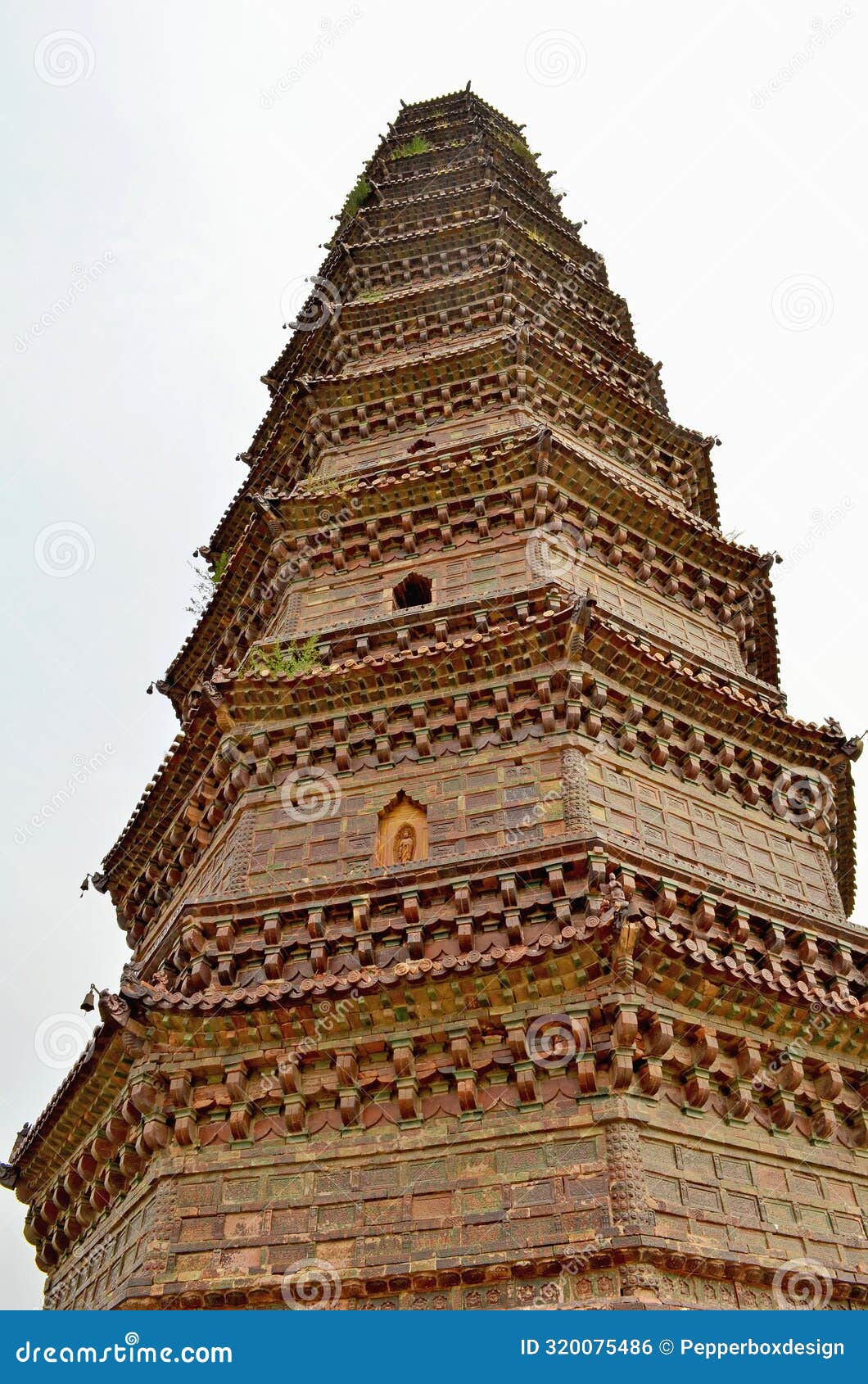 A scenic view of Youguo Temple Iron Pagoda