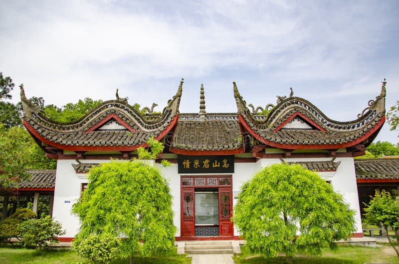A scenic view of Yueyang Tower Junshan Island
