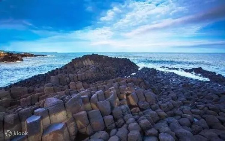 A scenic view of zhangzhou coastal volcanic park