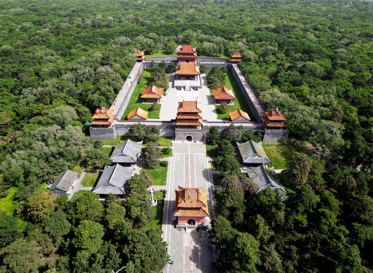 A scenic view of zhaoling_tomb_qing