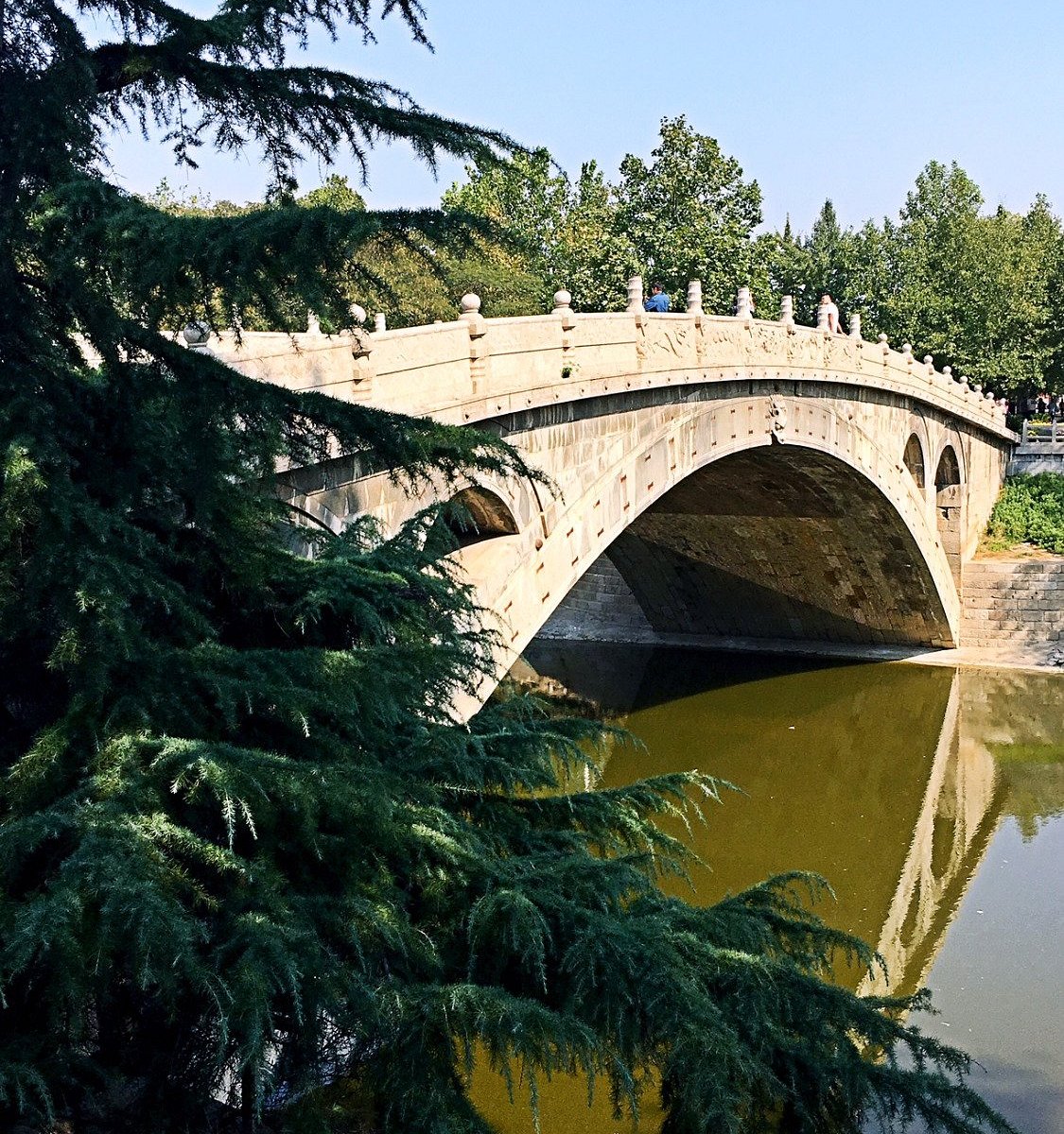 A scenic view of Zhaozhou Bridge