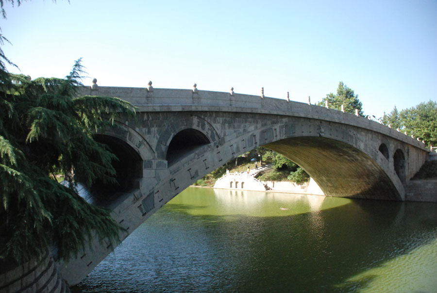 A scenic view of Zhaozhou Bridge