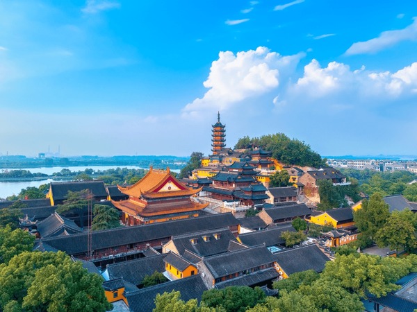 A scenic view of zhenfeng pagoda