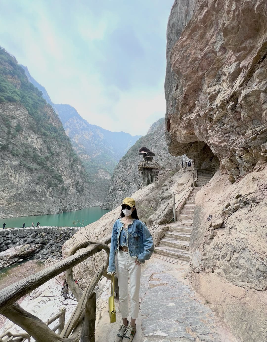 A scenic view of zheng_guo_canal_head_ruins