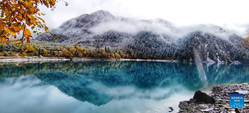 A scenic view of Zhengjue Si