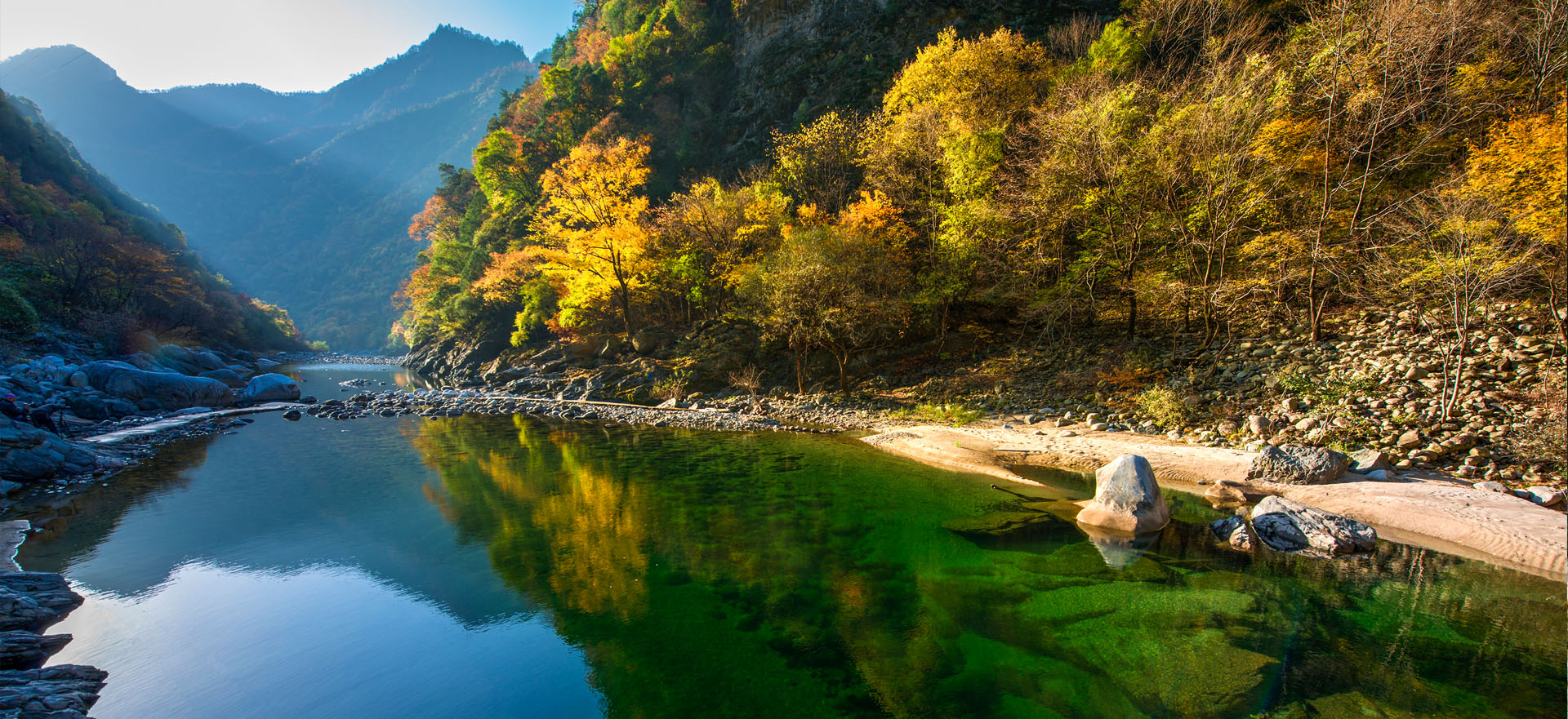 A scenic view of zhongnanshan_geological_park