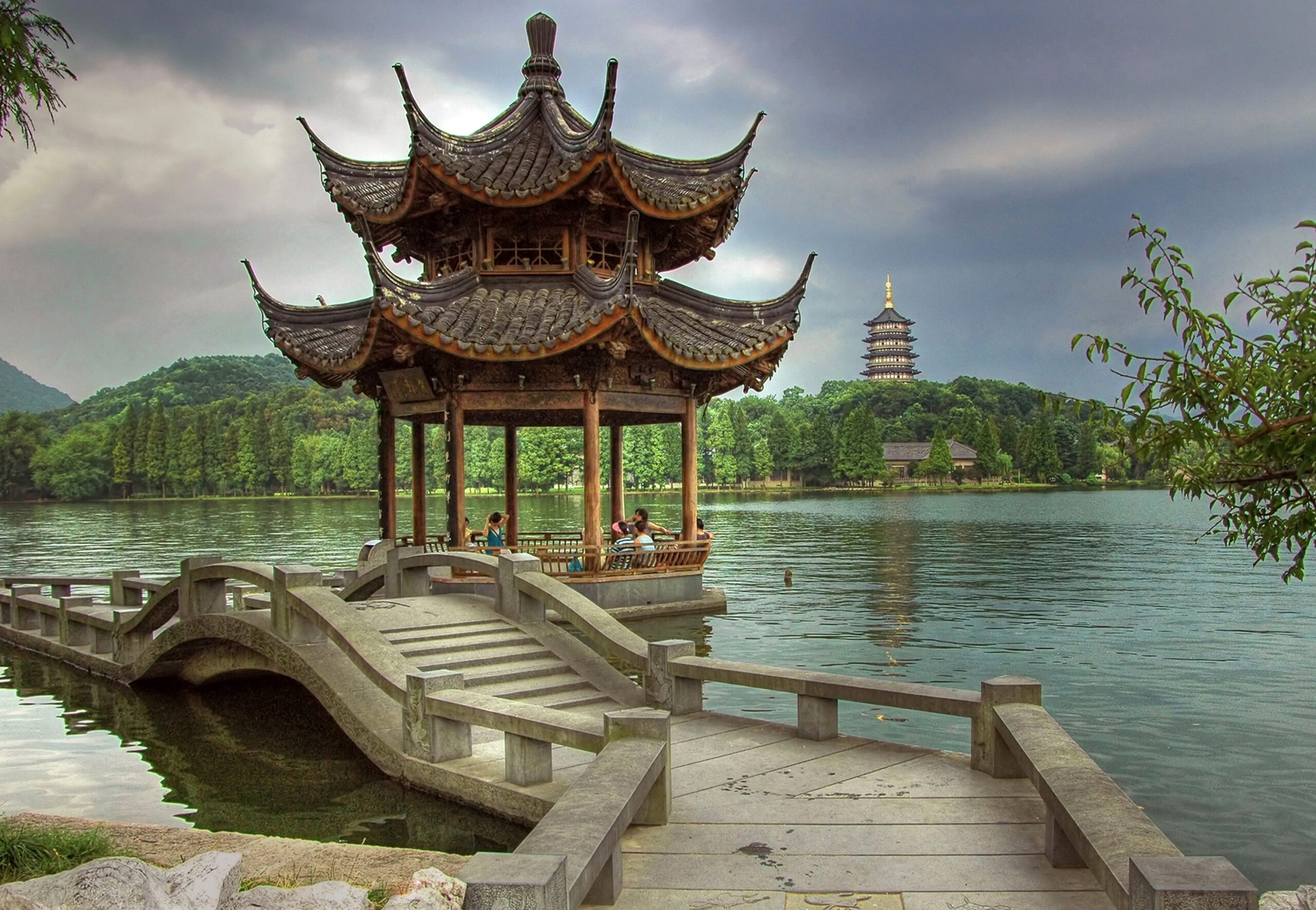 A scenic view of Zishou Temple